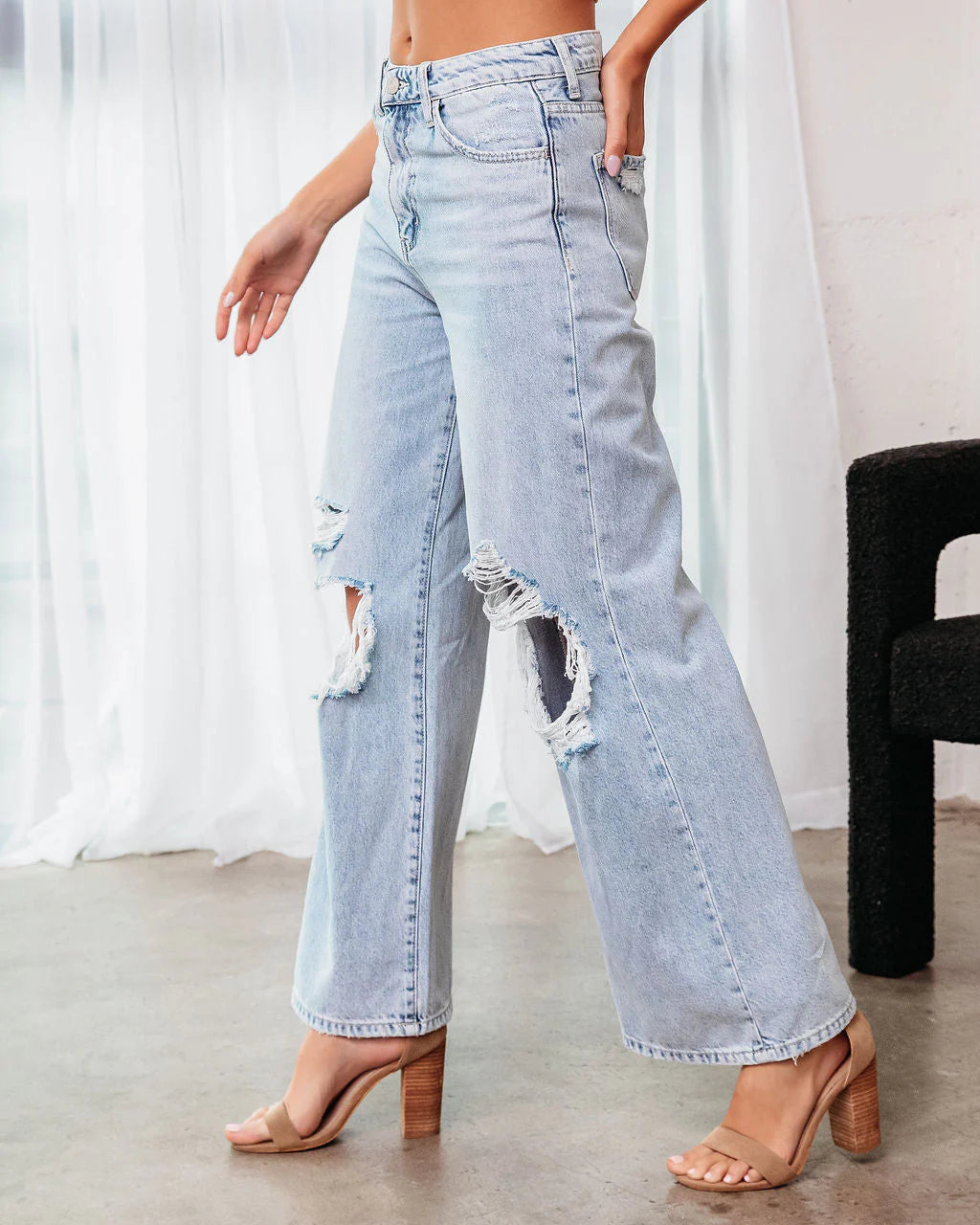 Destiny High Rise Distressed 90'S Wide Leg Jeans